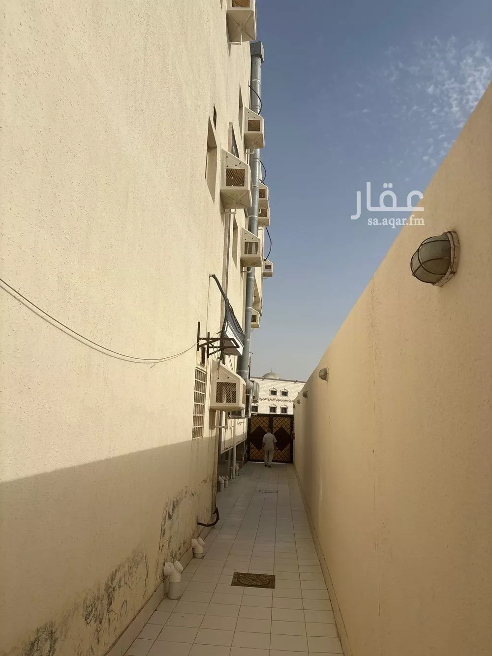 عمارة 630 م² في الصالحية 11