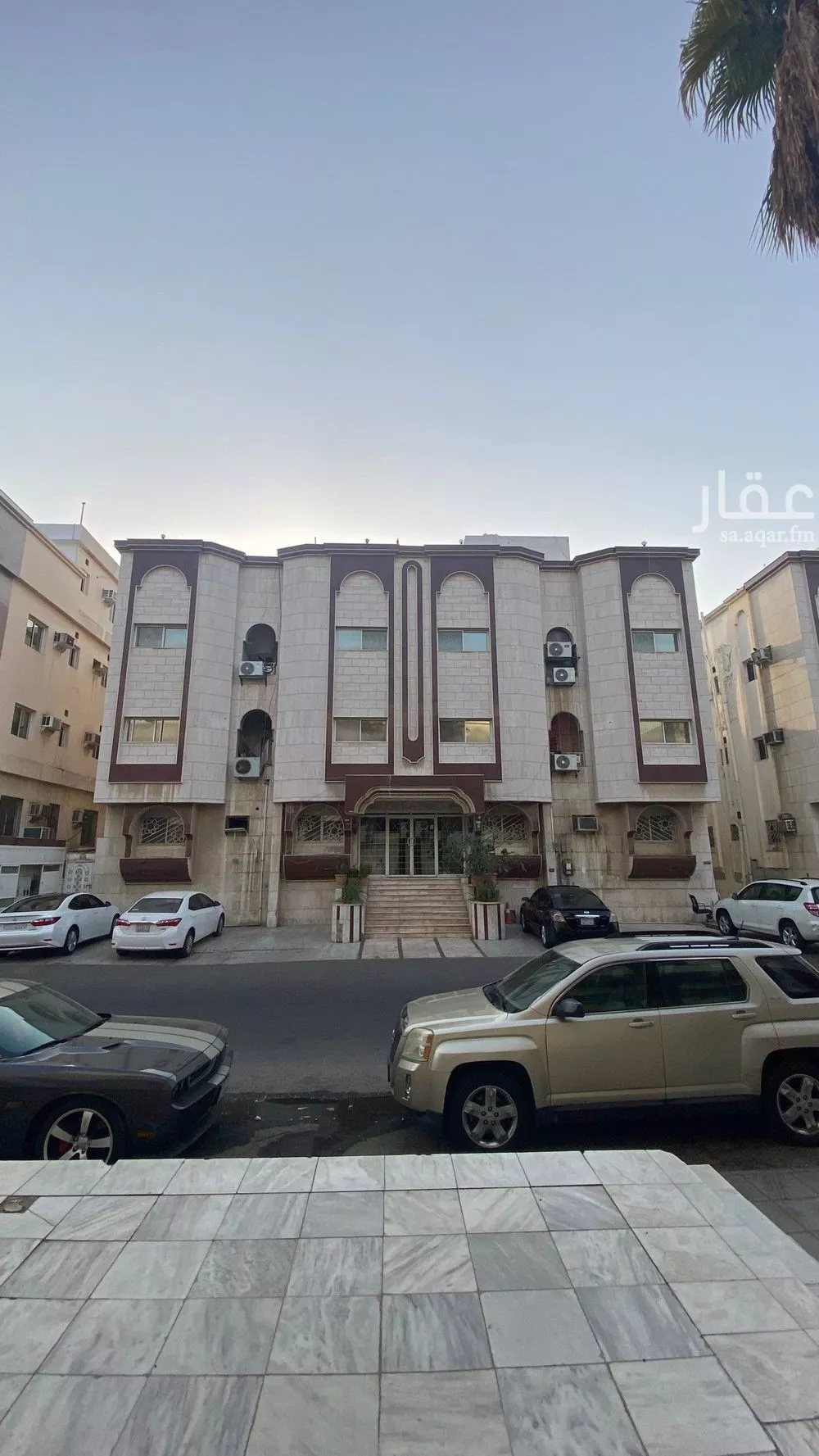 800 sqm building in Al Faisaliyyah 5