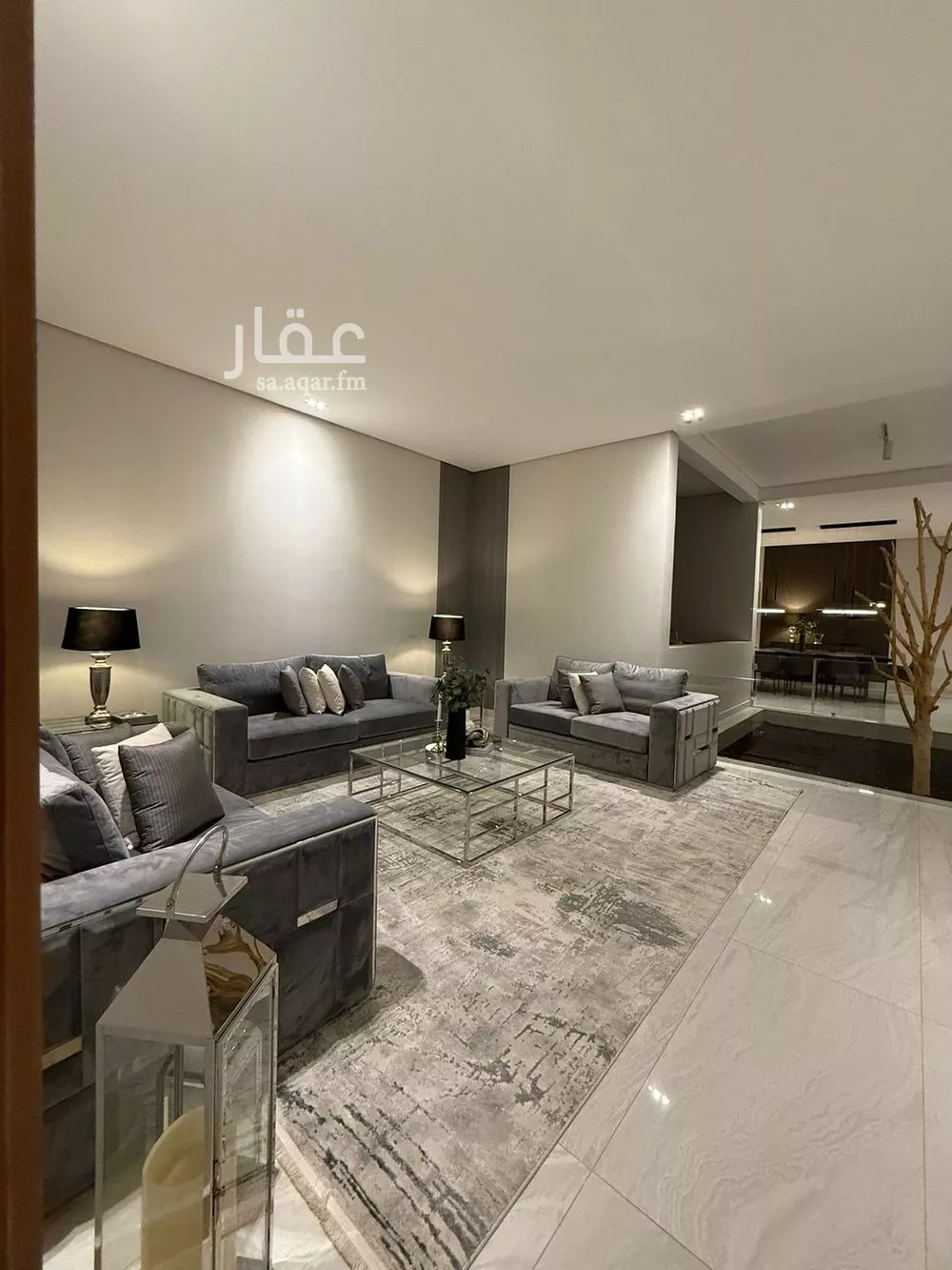 عمارة 660 م² في الصوارى 12