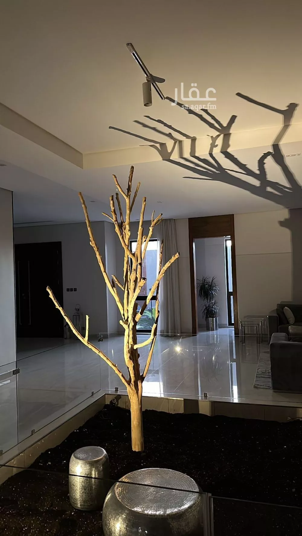عمارة 660 م² في الصوارى 18
