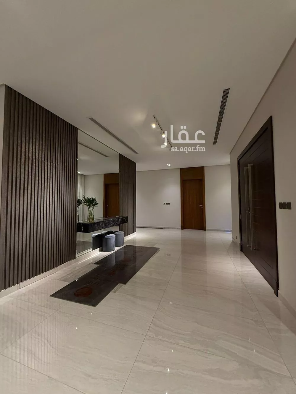 عمارة 660 م² في الصوارى 8