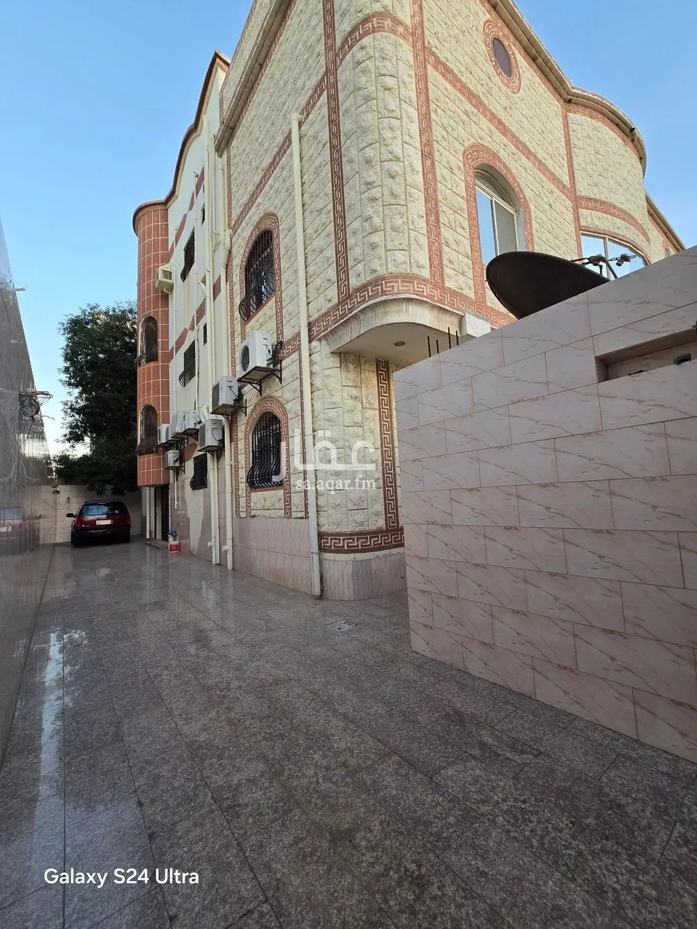 عمارة 675 م² في السامر 12
