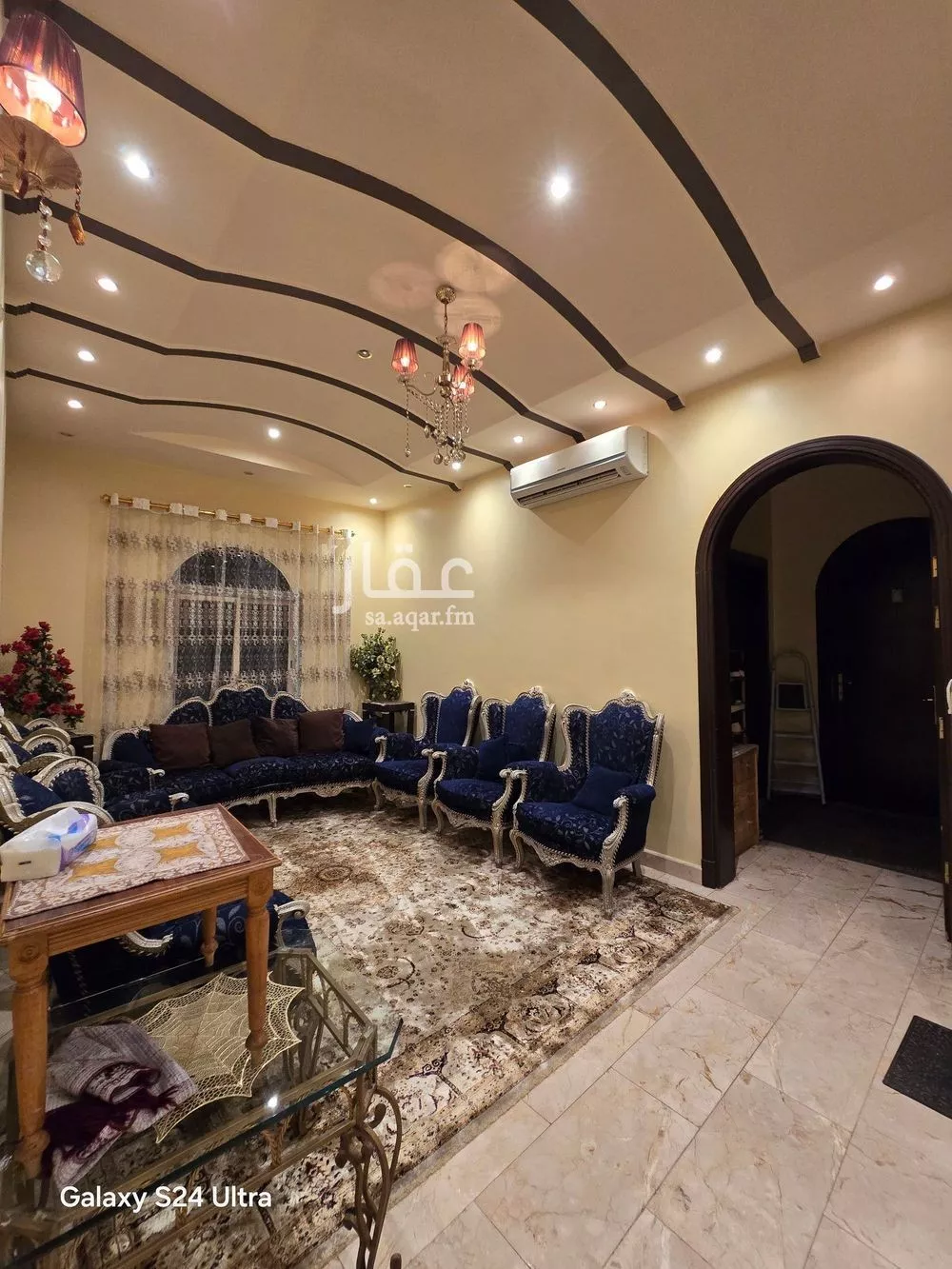 عمارة 675 م² في السامر 16