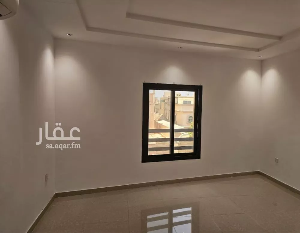 عمارة 1232 م² في المحمدية 3