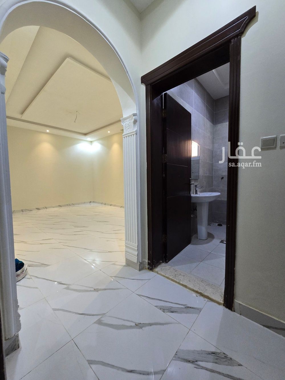 9 bedroom building in Az Zomorod, Jeddah 8