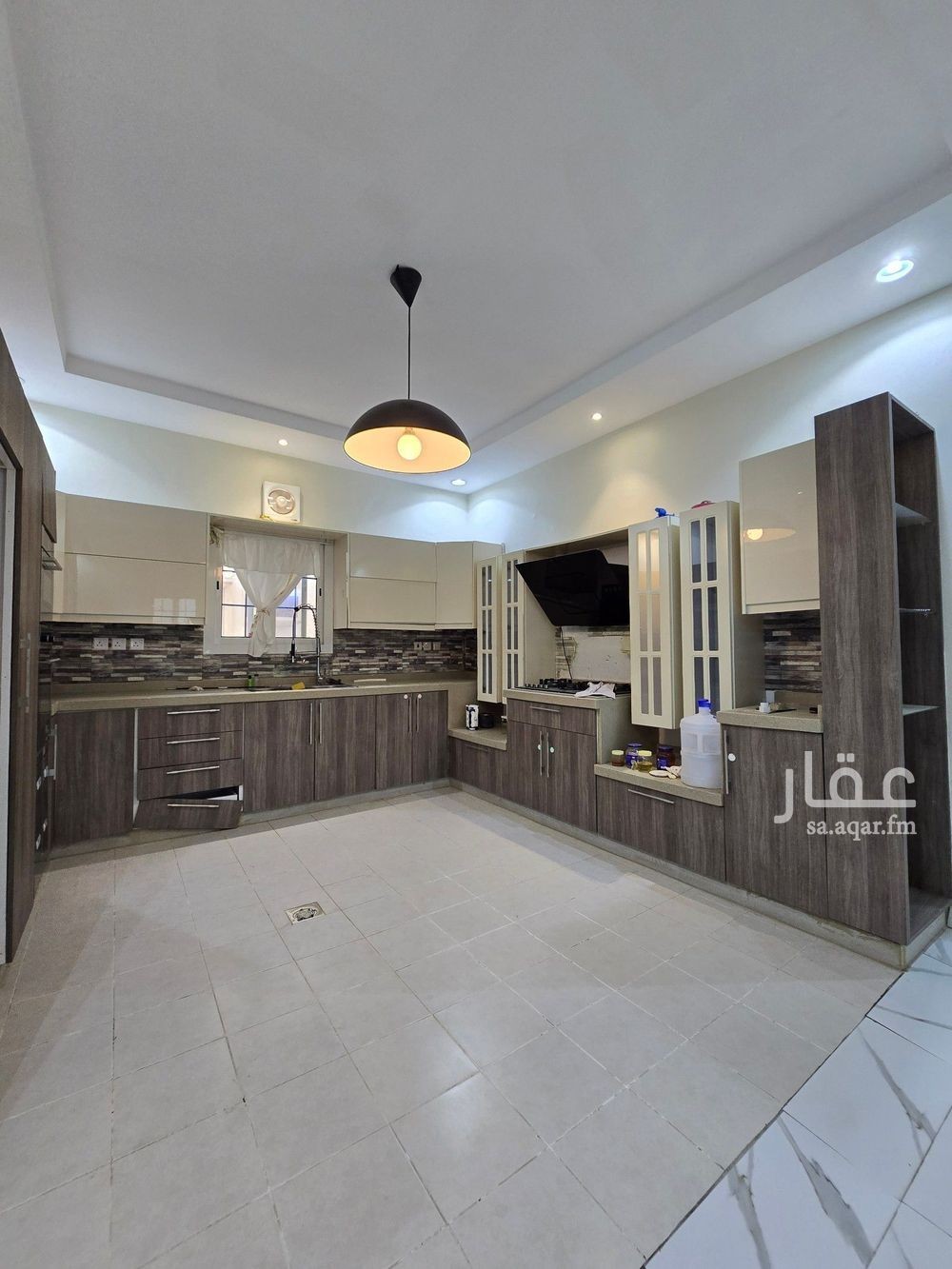 9 bedroom building in Az Zomorod, Jeddah 2