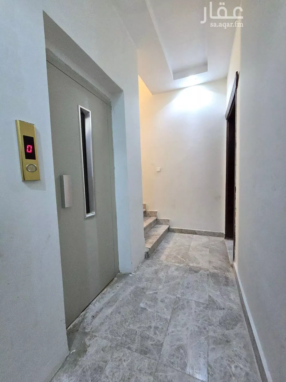 عمارة 312 م² في الزمرد 17
