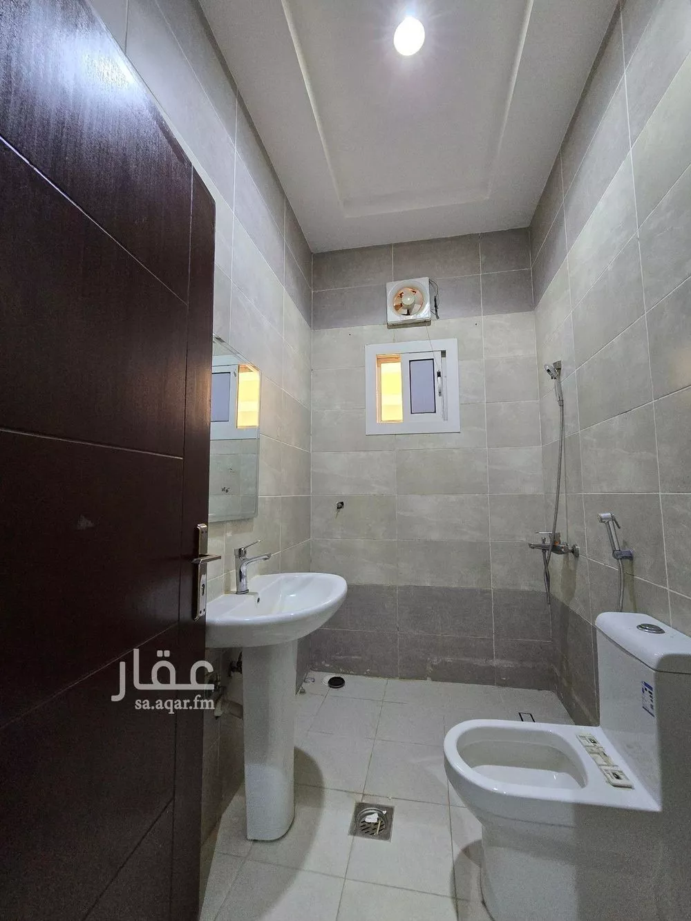 عمارة 312 م² في الزمرد 22