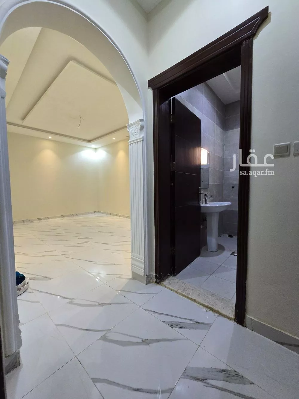 عمارة 312 م² في الزمرد 8