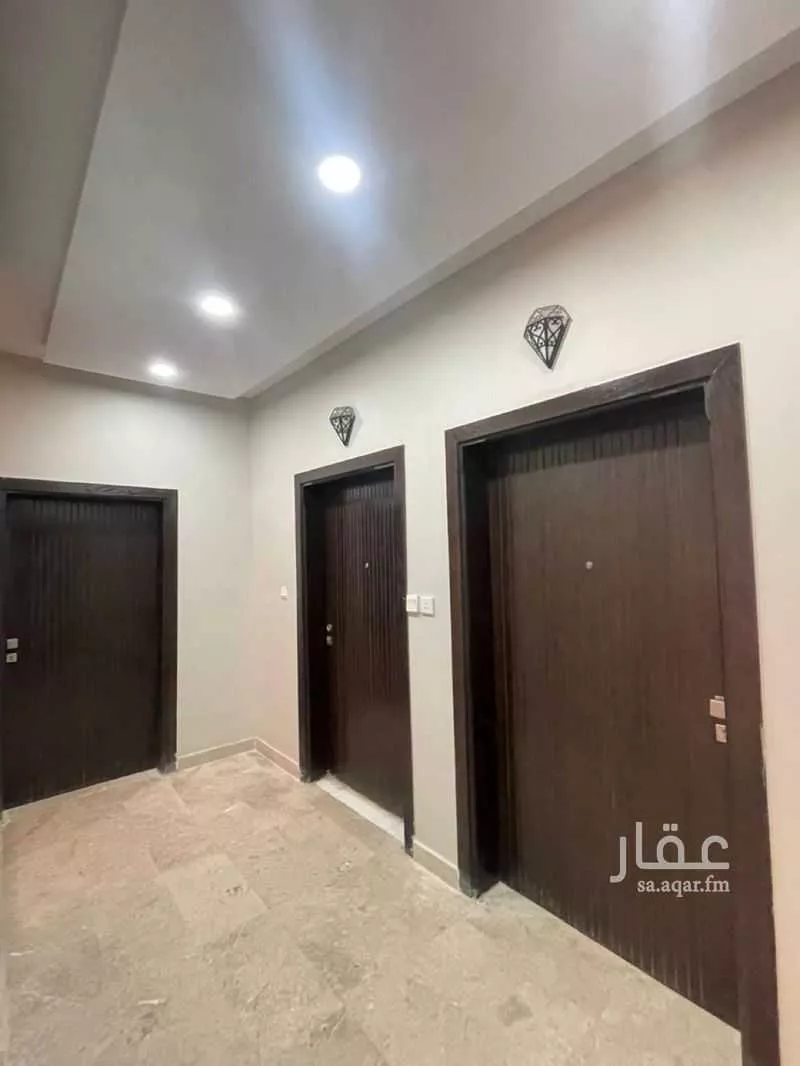 عمارة 449 م² في الصالحية 4
