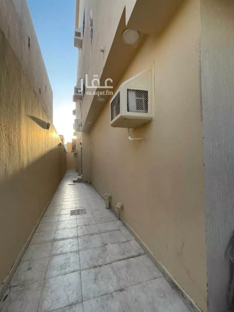 عمارة 449 م² في الصالحية 5