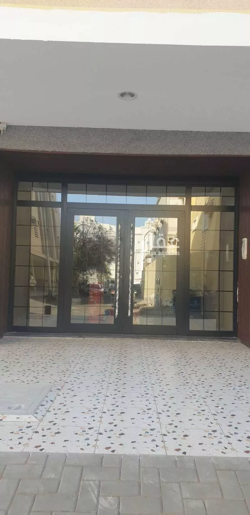 عمارة 450 م² في مشرفة 3