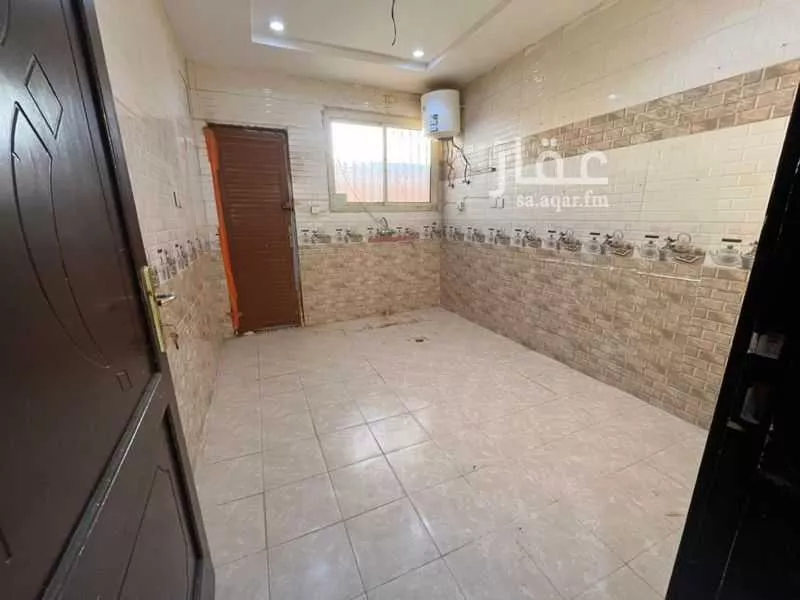 3 bedroom apartment in Al Rawdah, Tabuk 8