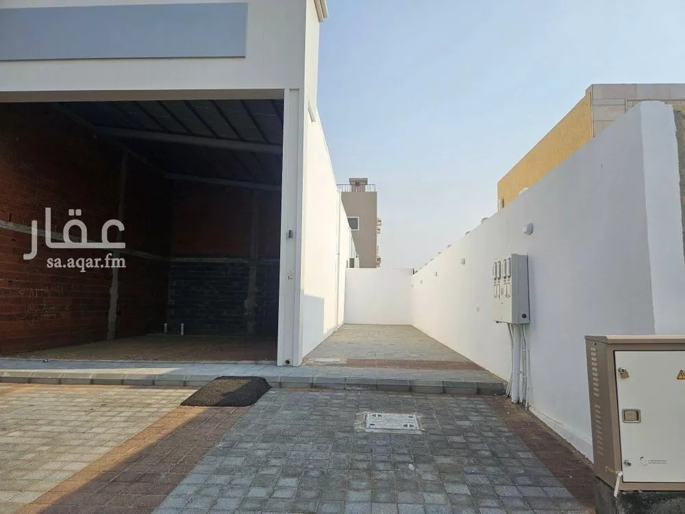 77 sqm shop in Taibah 7