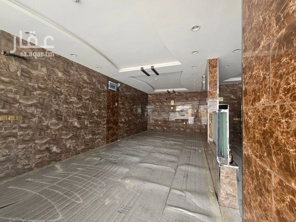 130 sqm shop in Al Hamdaniyah 6
