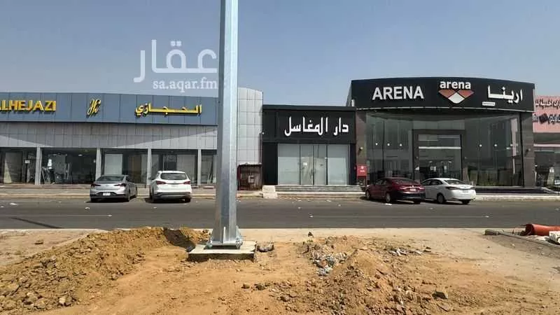 محل 2500 م² في النخيل 4