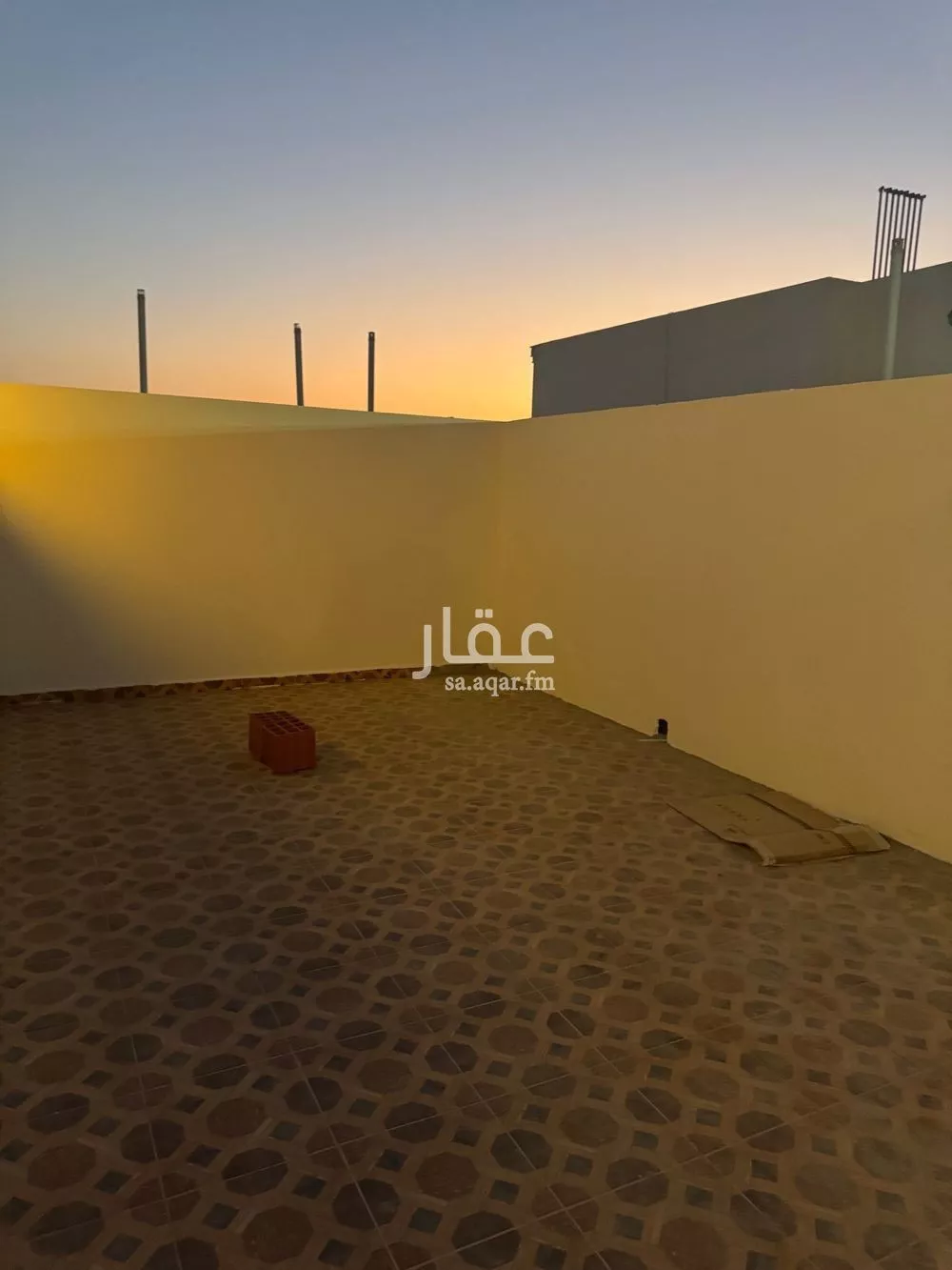 عمارة 780 م² في الربوة 7