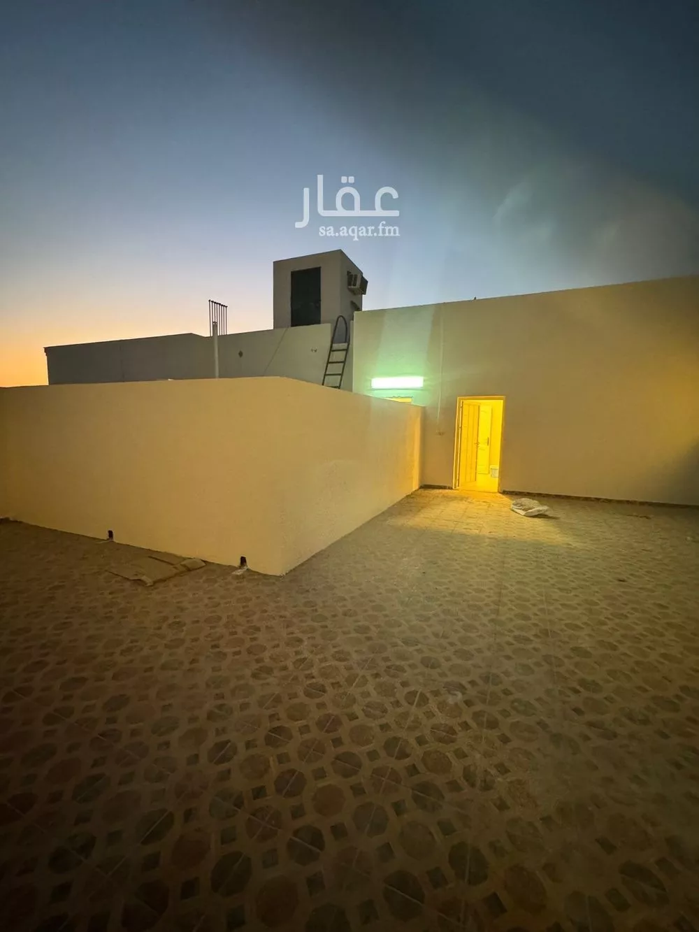 عمارة 780 م² في الربوة 9