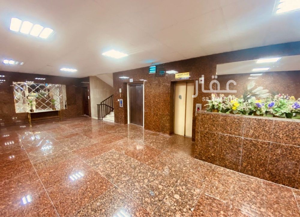 4 bedroom building in Al Sharafiyah, Jeddah 13