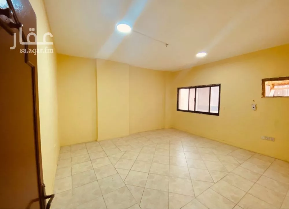 عمارة 534 م² في الشرفية 12