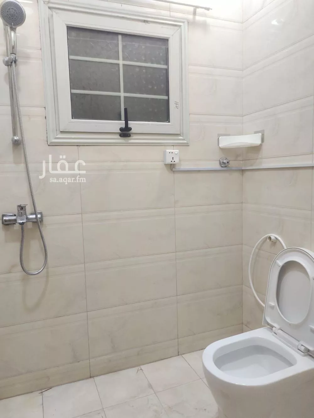 عمارة 654 م² في المروة 21