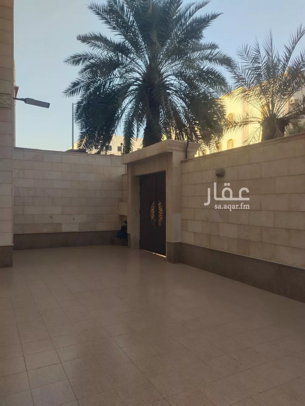 عمارة 654 م² في المروة 24