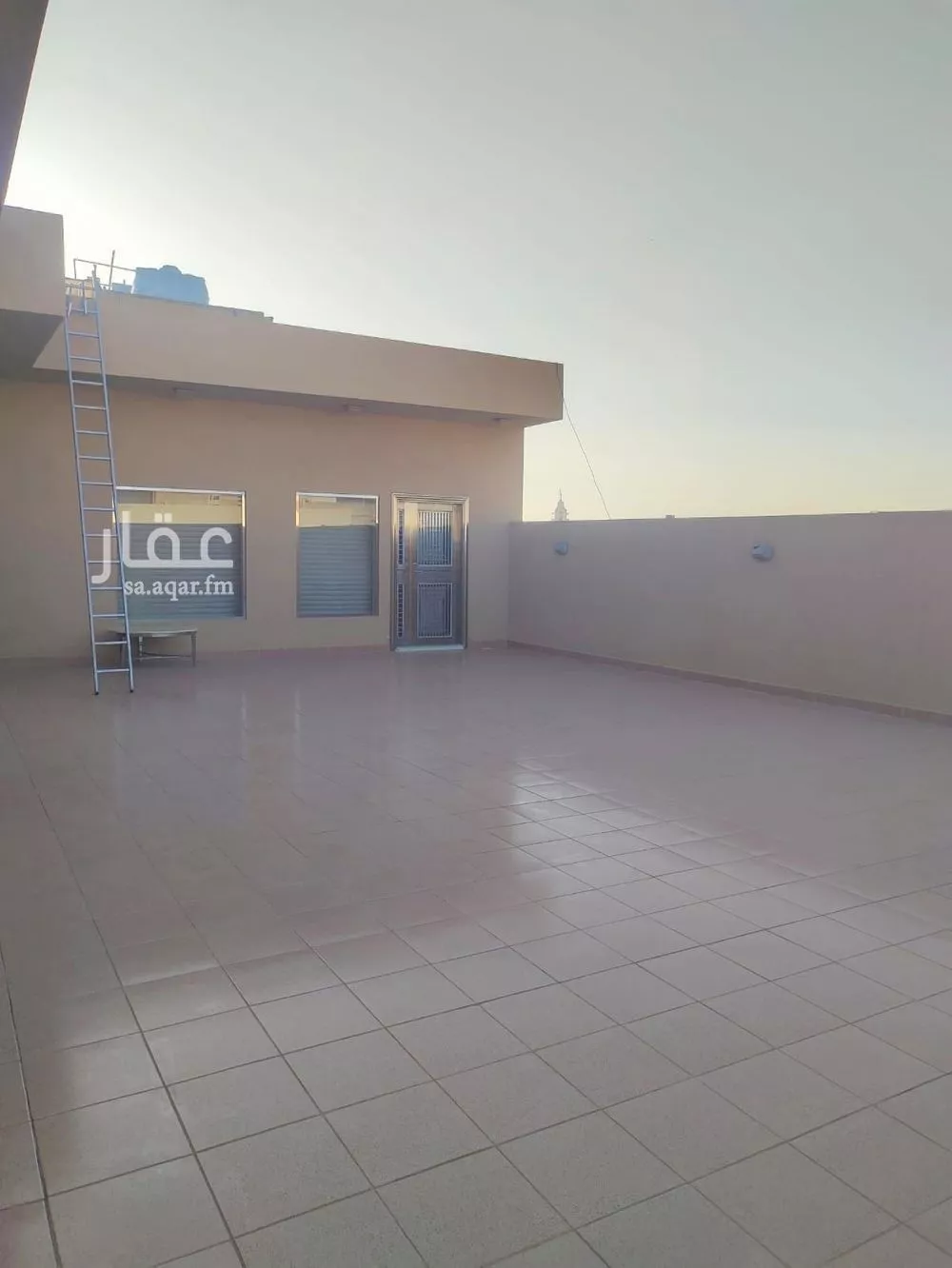 عمارة 654 م² في المروة 32