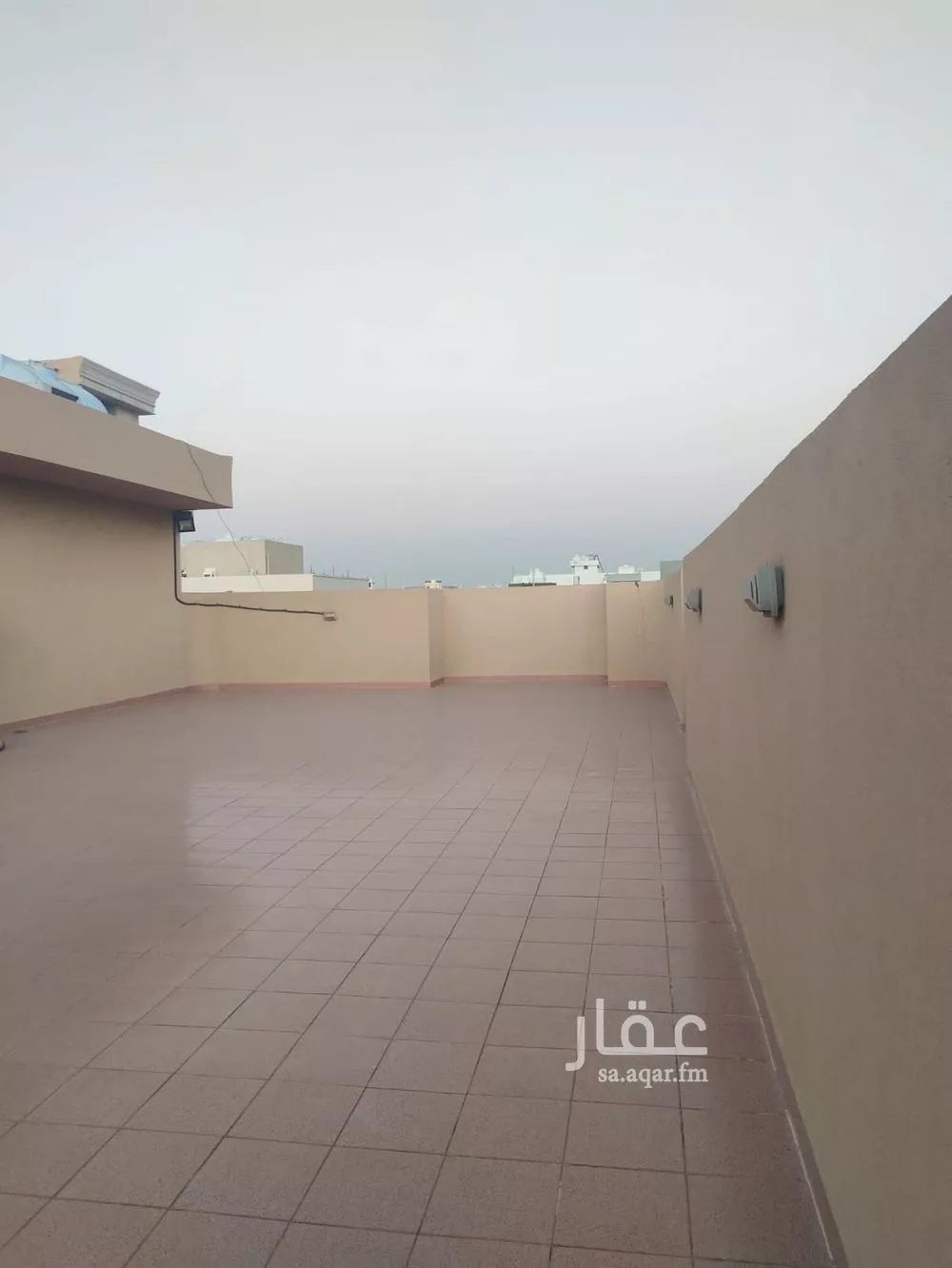 عمارة 654 م² في المروة 6