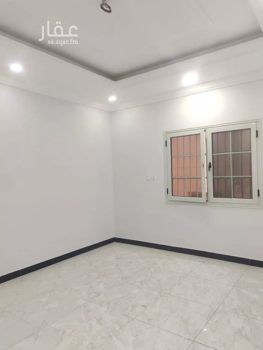 عمارة 654 م² في المروة 8
