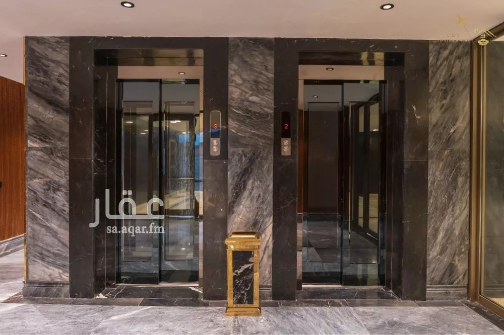 عمارة 680 م² في بريمان 7
