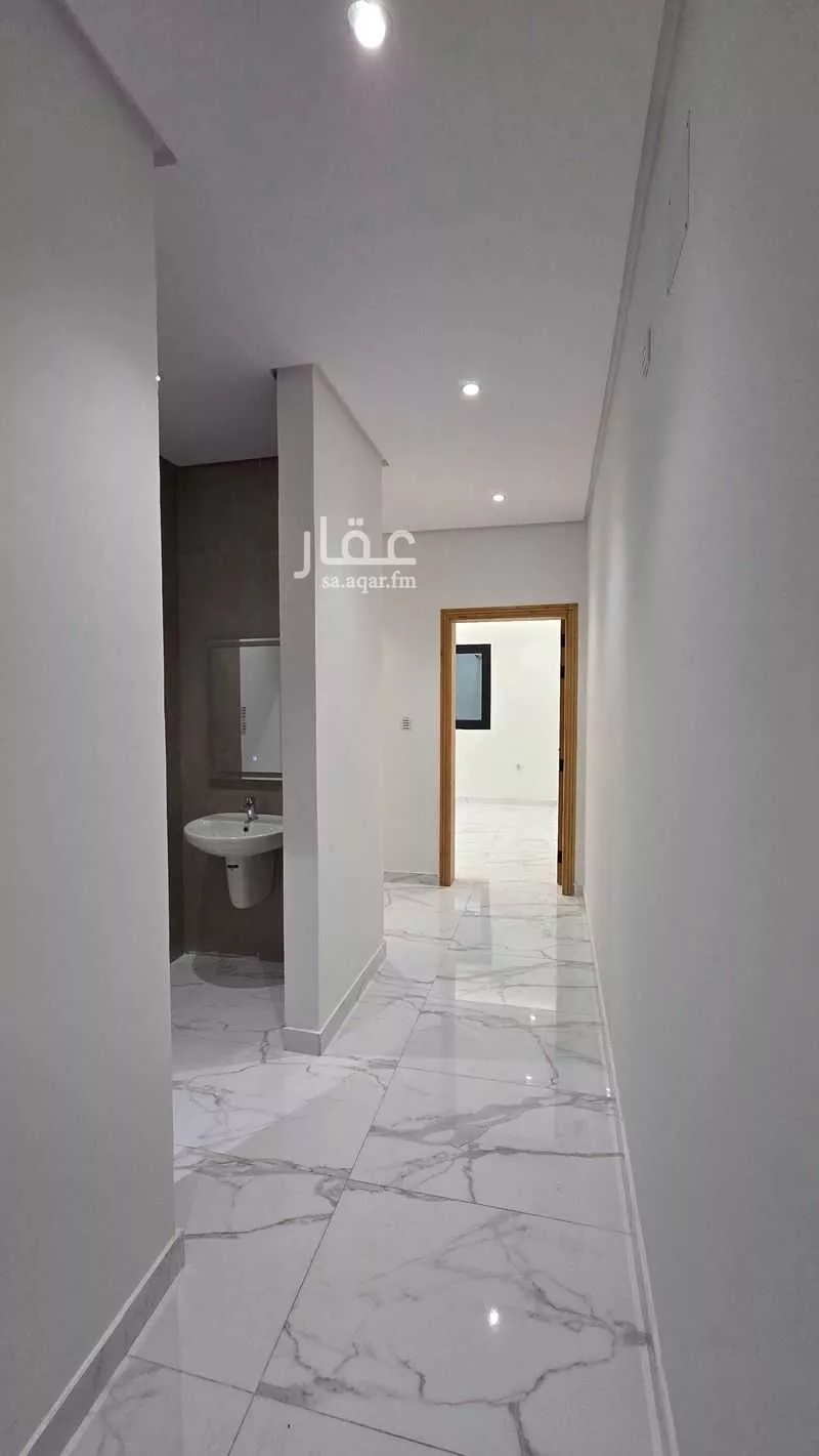 3 bedroom apartment in Al Aziziyah, Jeddah 12