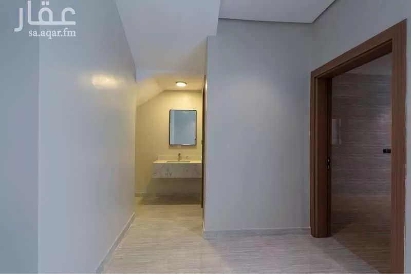 4 bedroom villa in Al Buhairah, Eastern Province 12