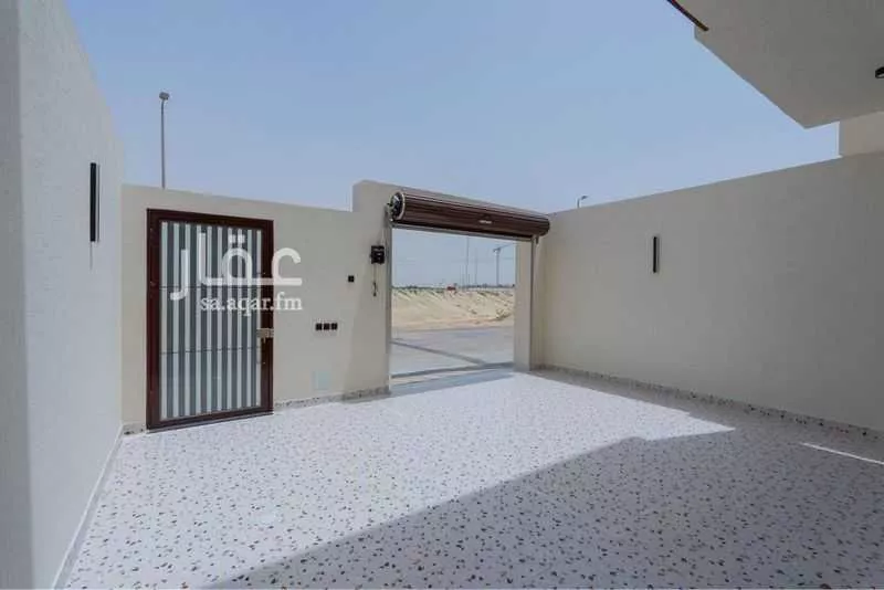 4 bedroom villa in Al Buhairah, Eastern Province 5