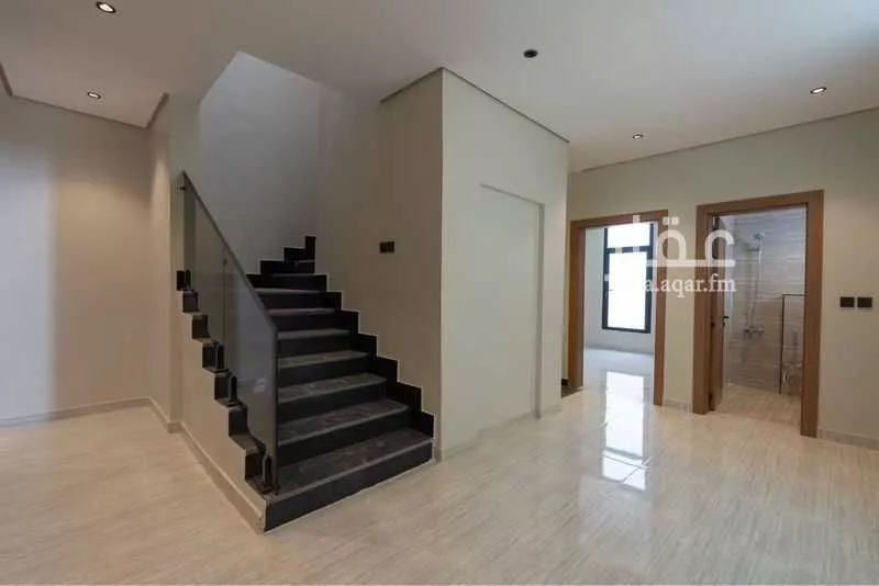 4 bedroom villa in Al Buhairah, Eastern Province 18