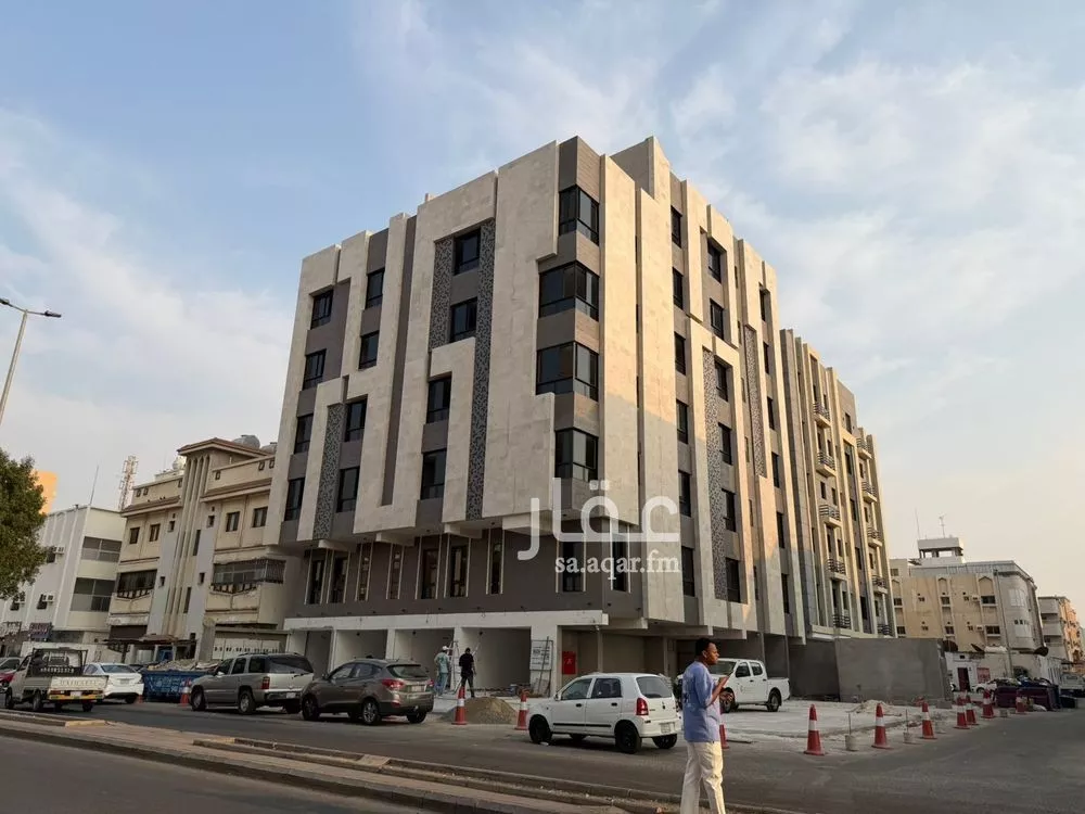 525 sqm shop in Al Bawadi 3