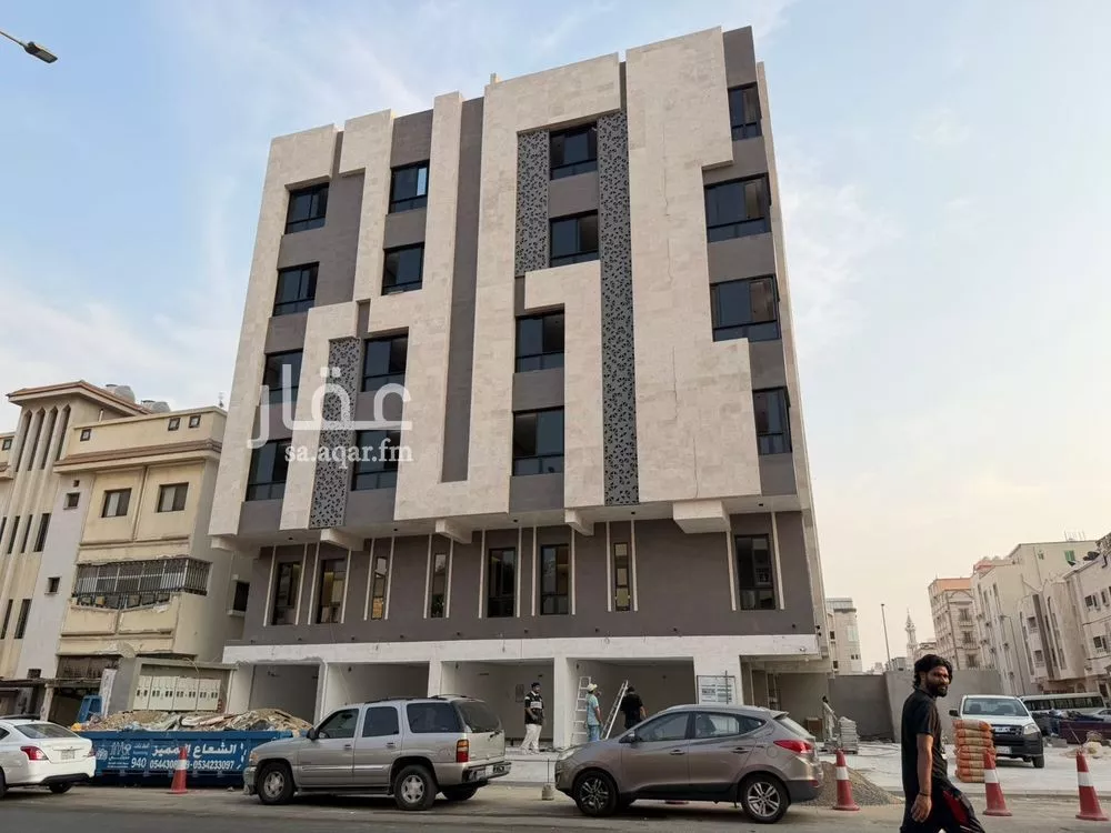 525 sqm shop in Al Bawadi 7