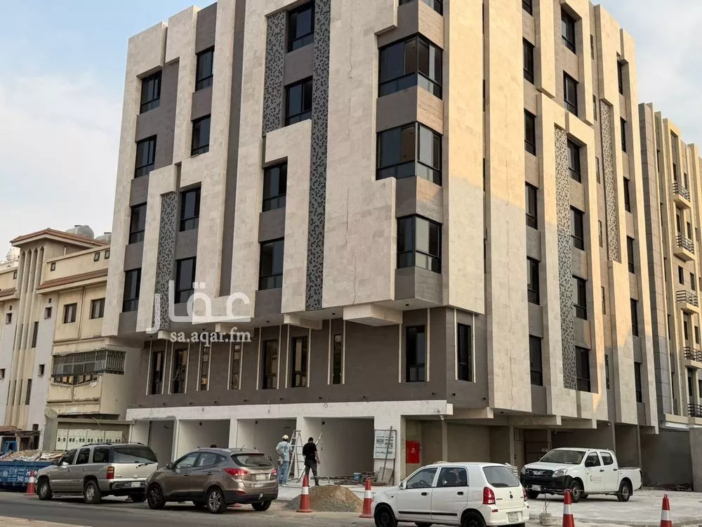 525 sqm shop in Al Bawadi 7