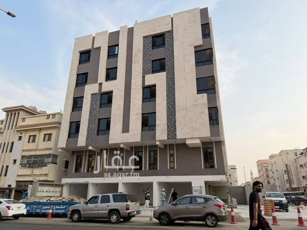 525 sqm shop in Al Bawadi 7