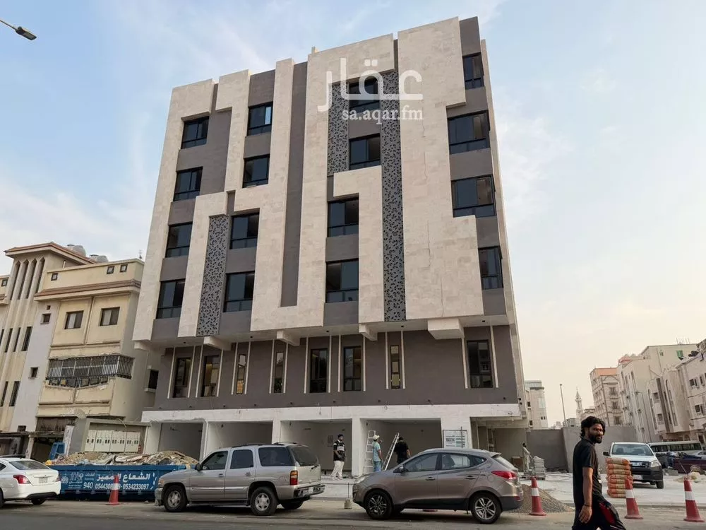 525 sqm shop in Al Bawadi 3