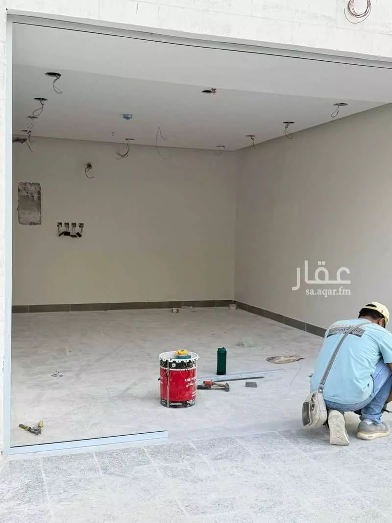 525 sqm shop in Al Bawadi 2