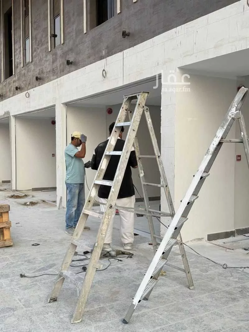 525 sqm shop in Al Bawadi 5