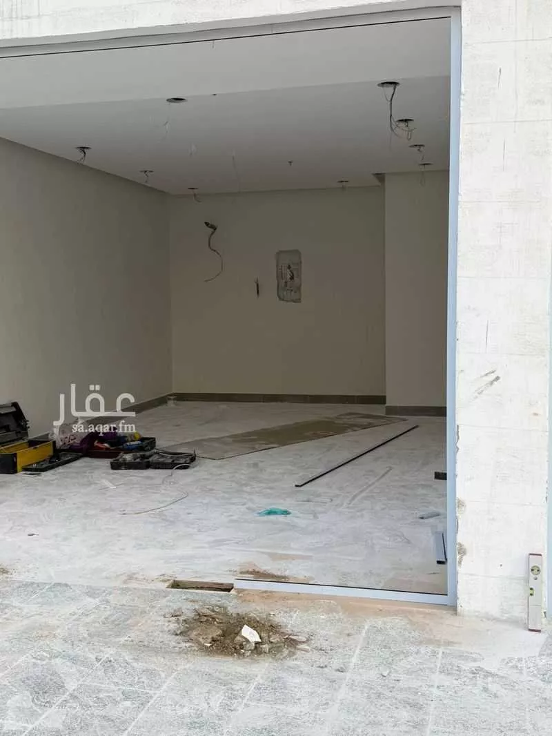 525 sqm shop in Al Bawadi 12