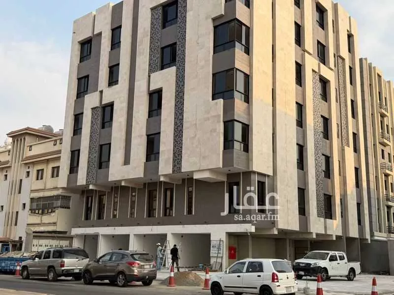 525 sqm shop in Al Bawadi 3