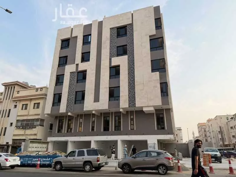 525 sqm shop in Al Bawadi 4