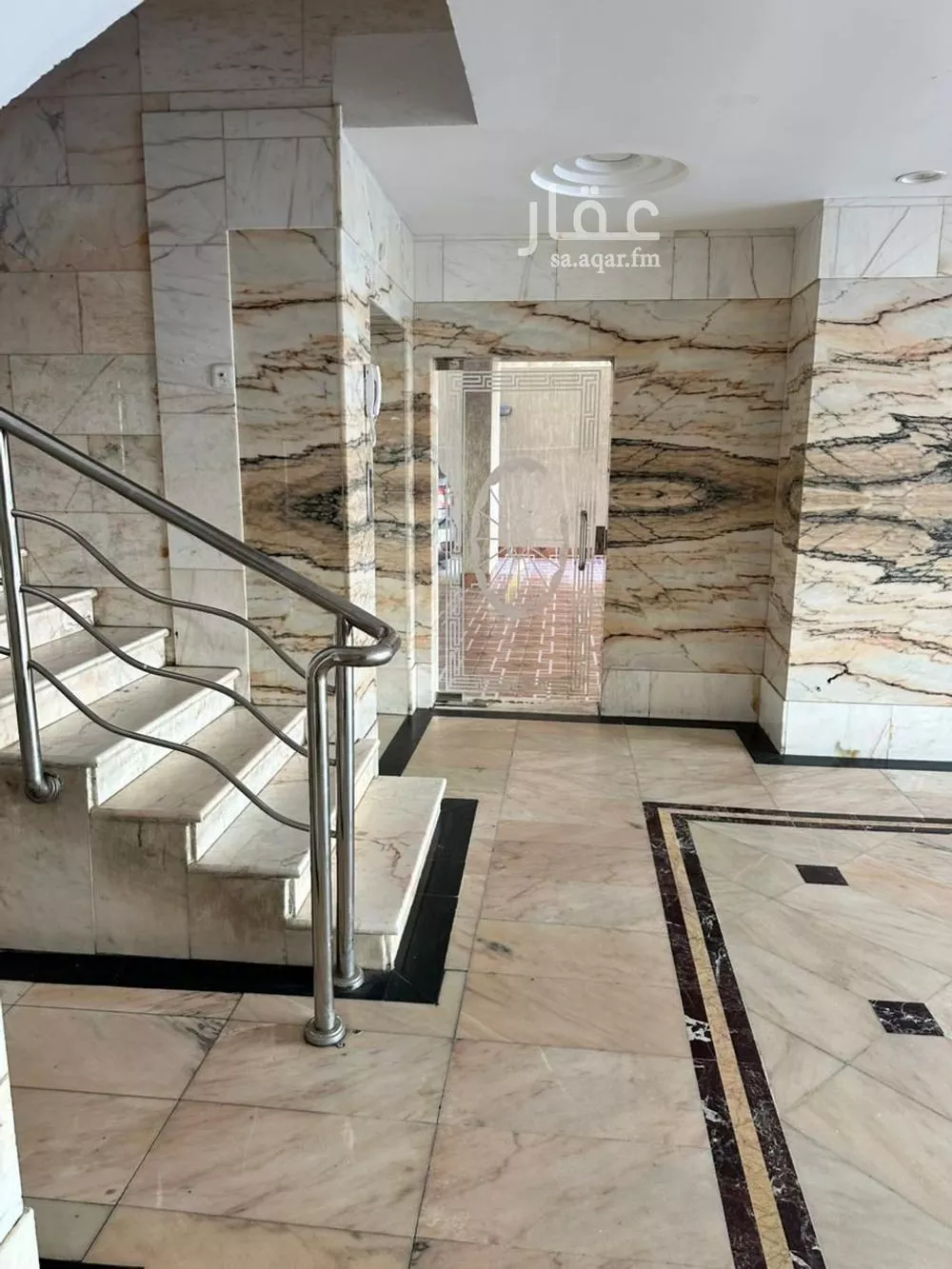 عمارة 550 م² في الربوة 5