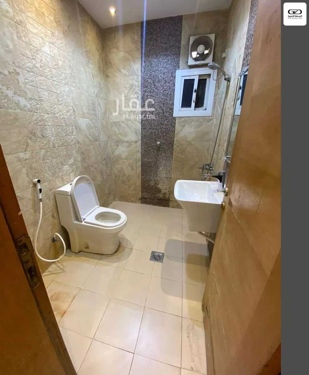 عمارة 550 م² في الربوة 8