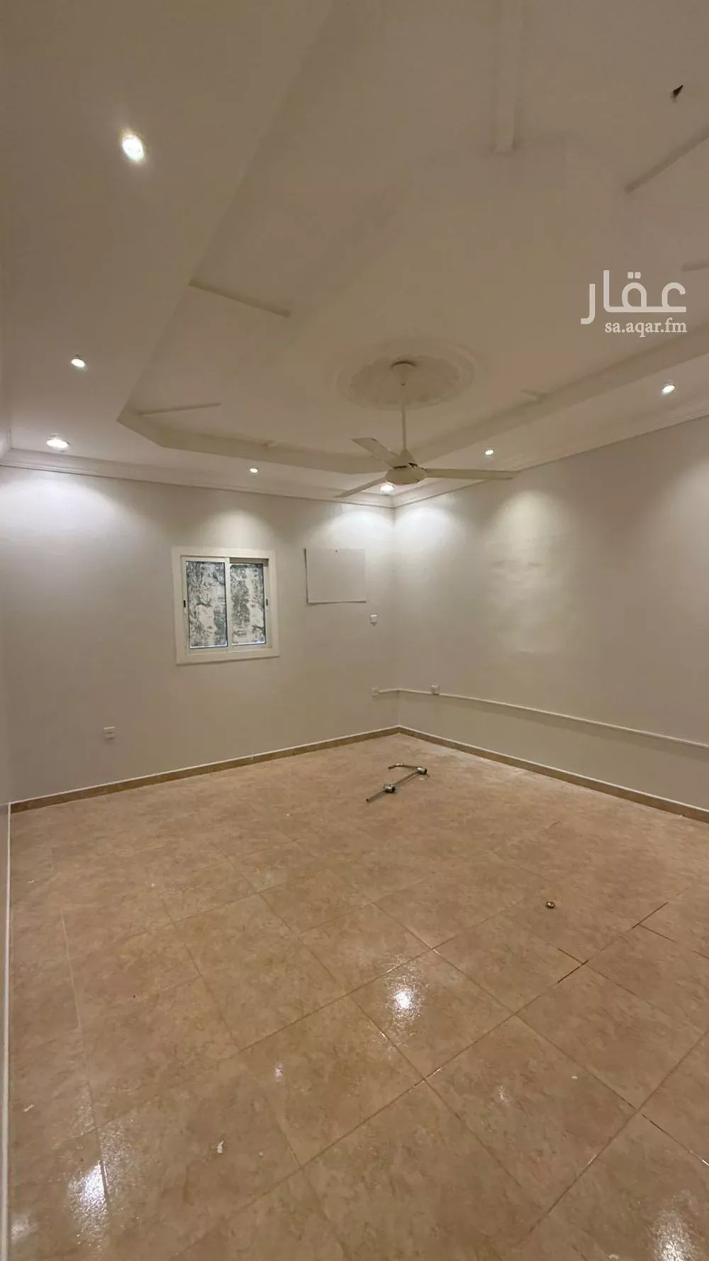 عمارة 694 م² في الصالحية 4