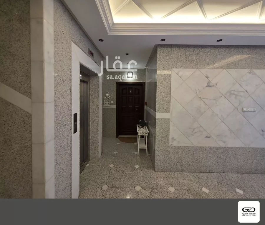 670 sqm building in Al Safa 11