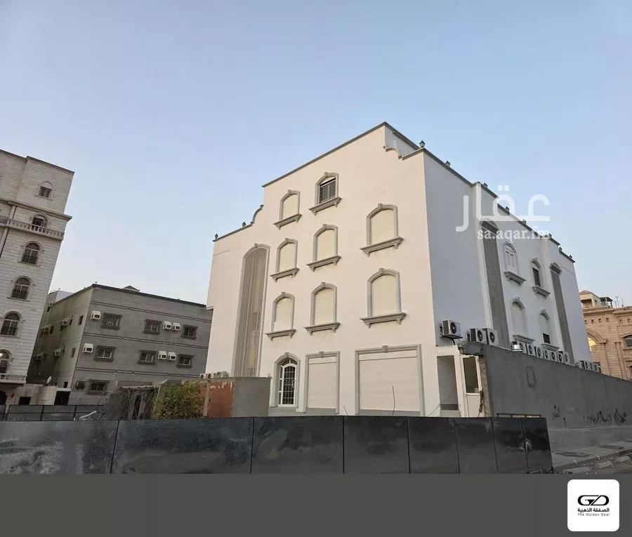 670 sqm building in Al Safa 3