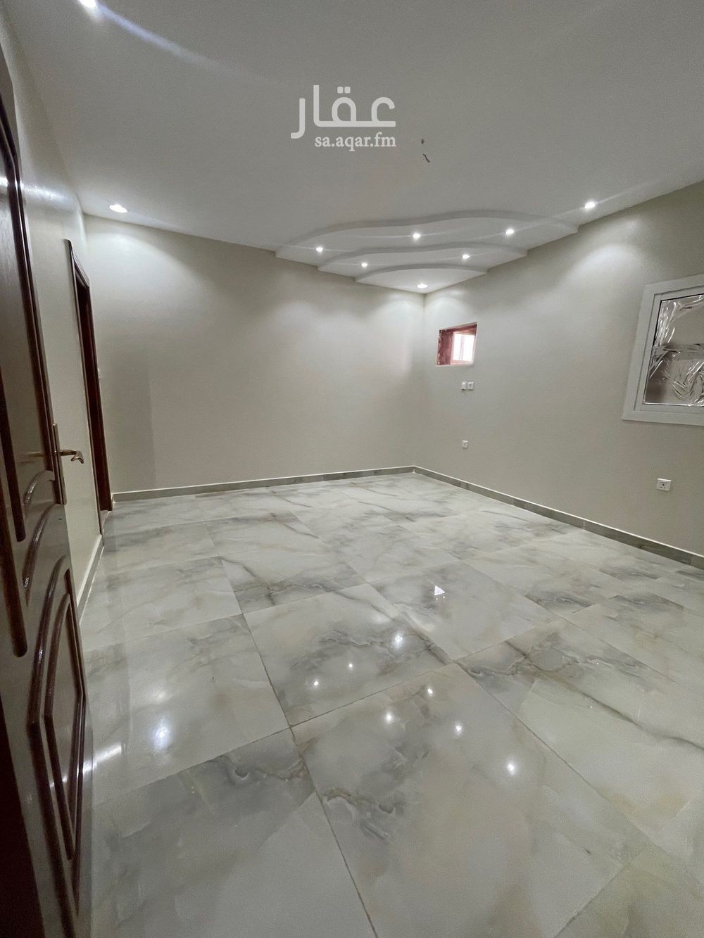 عقار 55 غرف في الواحة، جدة 11